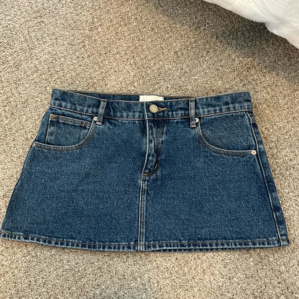 “A Brand Jeans” A 99’ Low Skirt